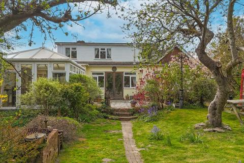 4 bedroom chalet for sale, Meadow Close, Sopley, Christchurch, BH23