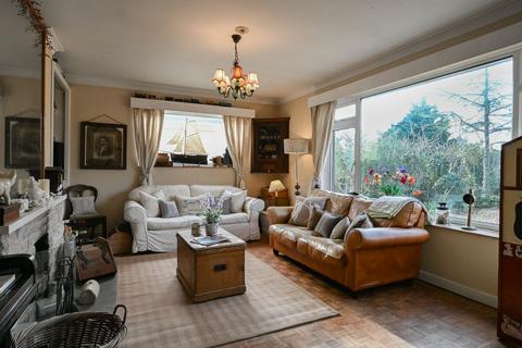 4 bedroom chalet for sale, Meadow Close, Sopley, Christchurch, BH23