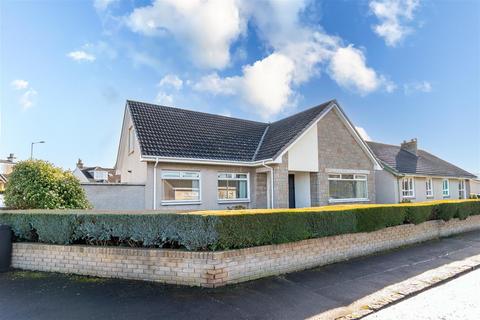 5 bedroom detached house for sale, Mill Road, Motherwell