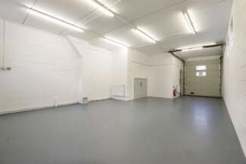 Industrial unit to rent, Blenheim Rd Epsom KT19 9QN