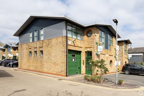 Warehouse to rent, Blenheim Rd Epsom KT19 9QN