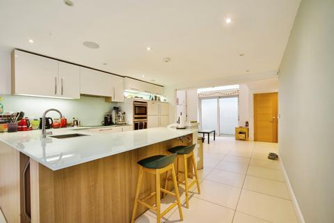 3 bedroom terraced house for sale, Alexis Row, Broxbourne