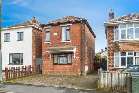 2 bedroom detached house for sale, Manor Farm Road, Southampton