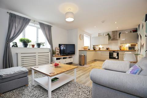 2 bedroom flat for sale, St. Andrews Road, Northampton