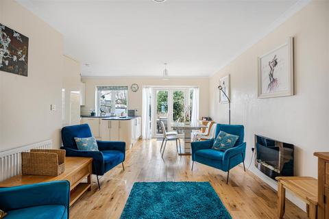 3 bedroom house for sale, Highfield Road, Woodford Green
