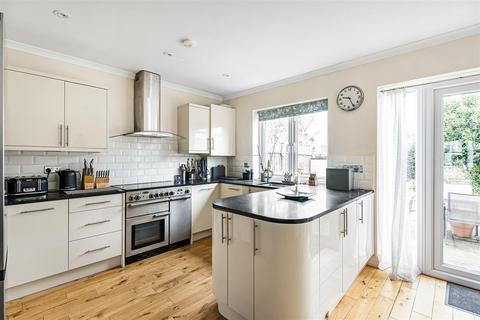 3 bedroom house for sale, Highfield Road, Woodford Green