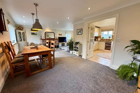 4 bedroom detached house for sale, Tyn Y Buarth, Brithdir, Dolgellau, LL40 2RS