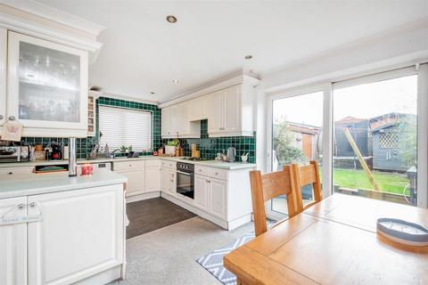 5 bedroom semi-detached house for sale, Baronsway, Euxton, Chorley