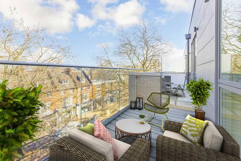 undefined, Chiswick High Road, London W4