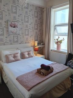 Hotel for sale, Hull Road, Blackpool, Lancashire, FY1 4QB