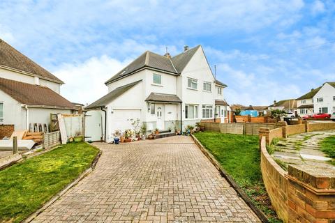 The Broadway, Lancing