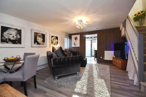 3 bedroom end of terrace house for sale, Greene View, Braintree