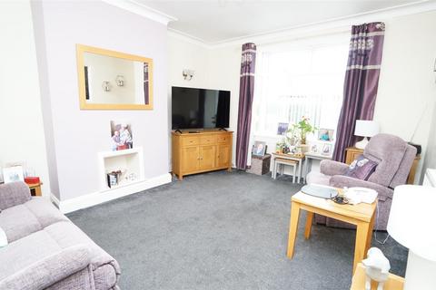 3 bedroom semi-detached house for sale, Lodore Avenue, Eccleshill, Bradford