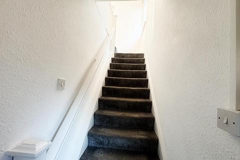 2 bedroom apartment to rent, David Street, Wallsend