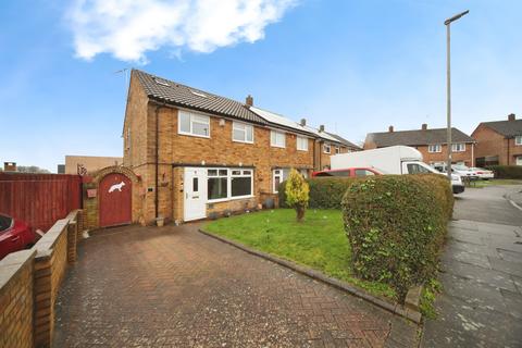 Bracknell Close, Luton