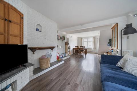 2 bedroom end of terrace house for sale, High Street, Arlesey, SG15