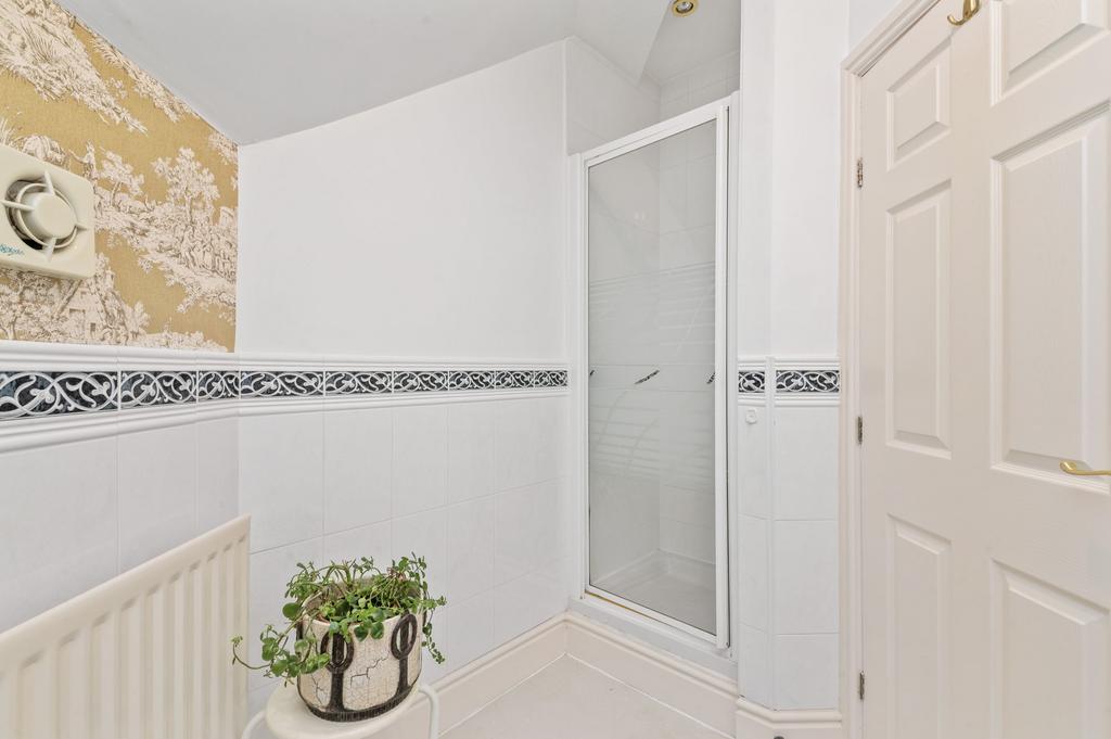 Bedroom one en suite