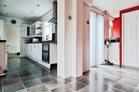 undefined, Colwinstone Close, Cardiff