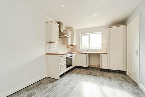 3 bedroom end of terrace house for sale, Lauren Drive, Keighley BD22