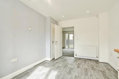3 bedroom end of terrace house for sale, Lauren Drive, Keighley BD22