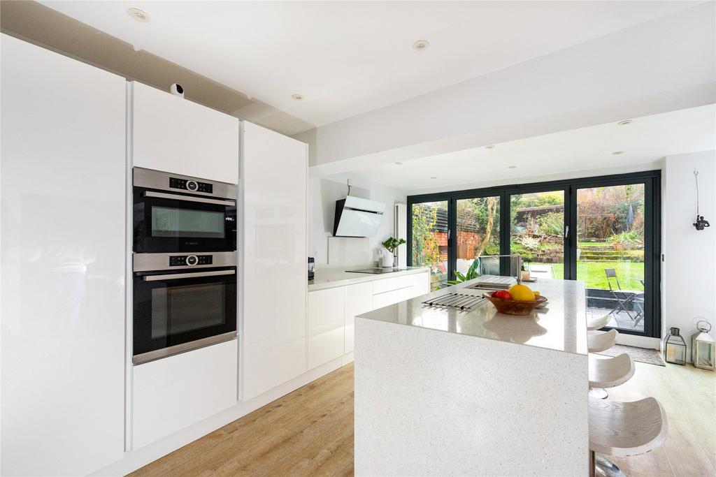 Kitchen/Breakfast