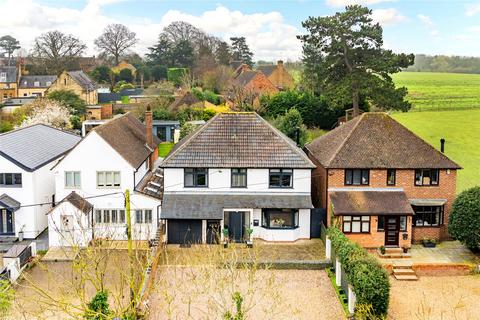 3 bedroom detached house for sale, Glebe Lane, Great Houghton, Northampton, Northamptonshire, NN4