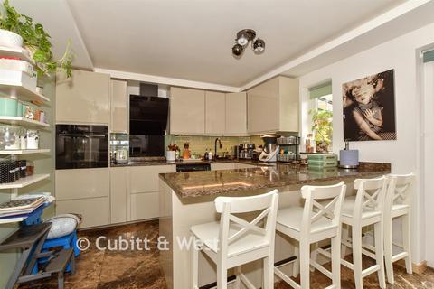 undefined, Lulworth Close, Crawley RH11
