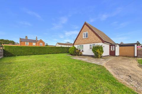 2 bedroom detached house for sale, St Andrews Road, Scole
