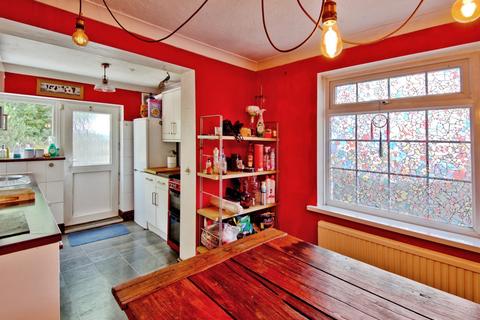2 bedroom semi-detached house for sale, Greenstead Road, Colchester
