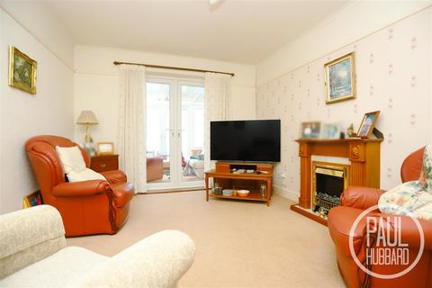 2 bedroom semi-detached bungalow for sale, Kingston Close, Pakefield, NR33