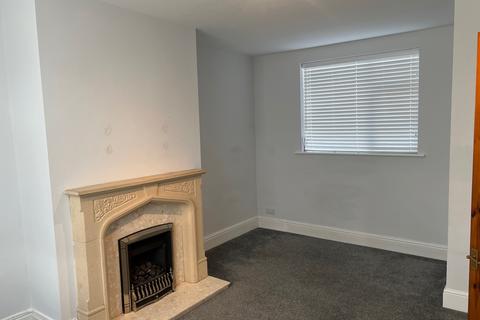 undefined, East Avenue, Grantham