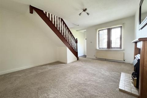 2 bedroom terraced house for sale, Chapel Court, Denby Dale, HD8 8RU