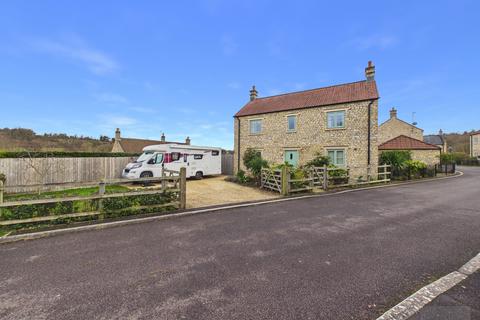 4 bedroom detached house for sale, Manor Close, Kilmersdon