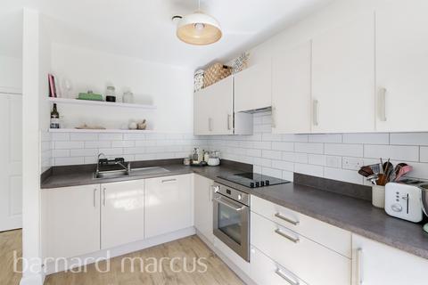 undefined, London Road, Wallington