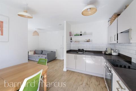undefined, London Road, Wallington