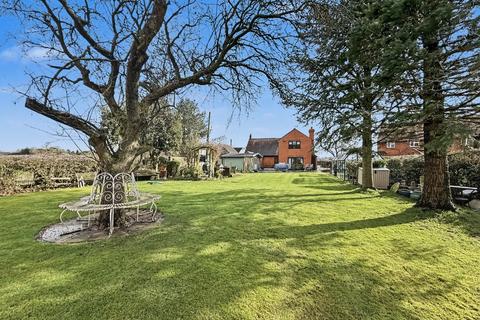 6 bedroom detached house for sale, Hoargate Lane, Hollington, DE6