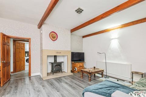 3 bedroom semi-detached house for sale, Newgate Street, Batley