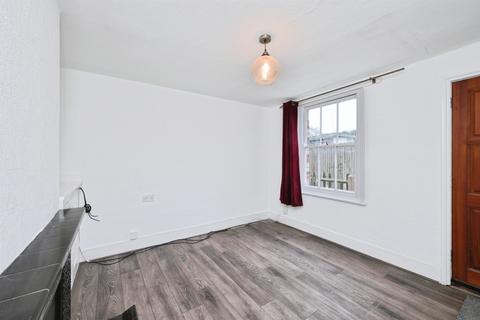 2 bedroom semi-detached house for sale, Grove Walk, Hertford