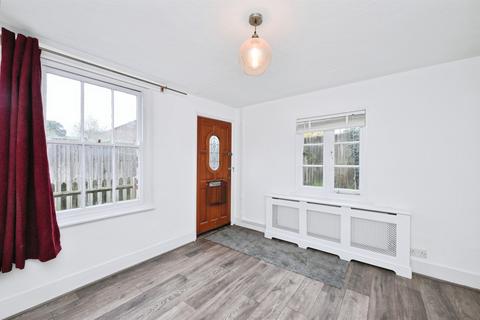 2 bedroom semi-detached house for sale, Grove Walk, Hertford