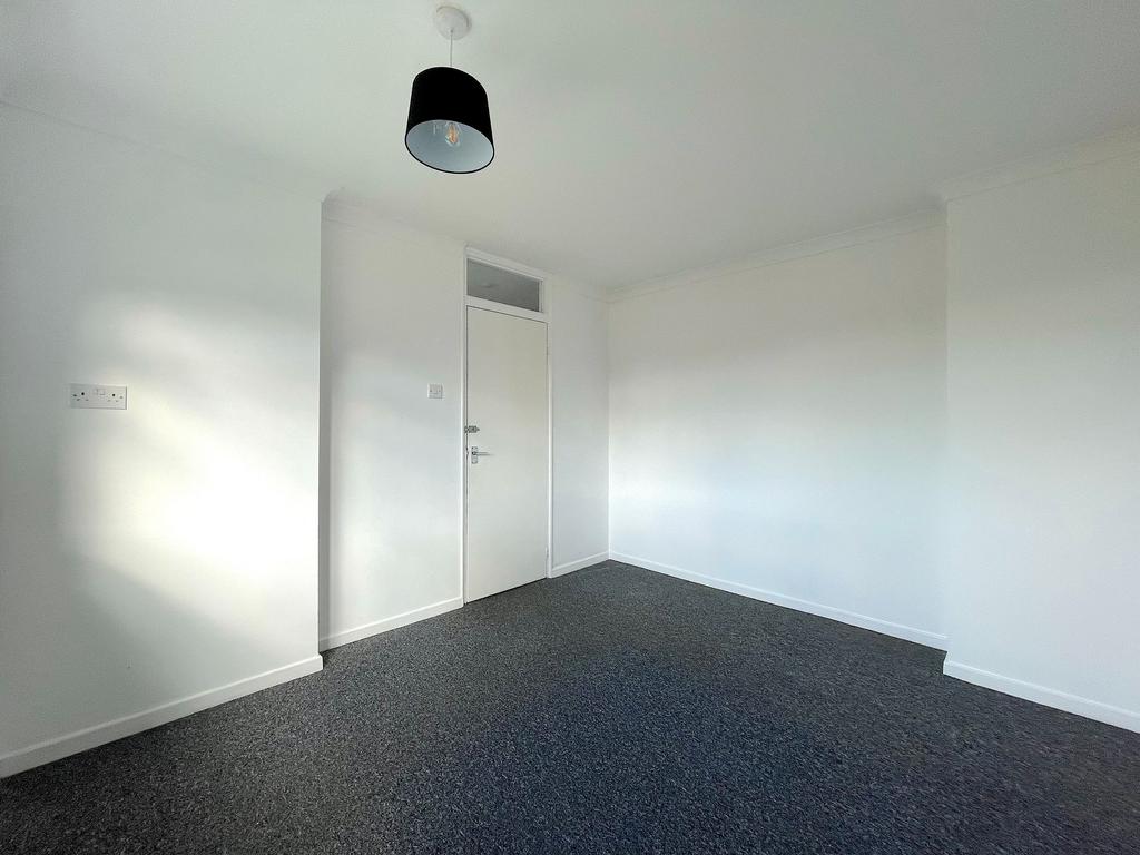 Bedroom One (2)