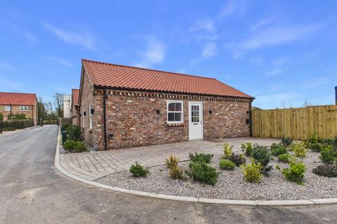 2 bedroom detached bungalow for sale, Driffield, East Riding of Yorkshire YO25