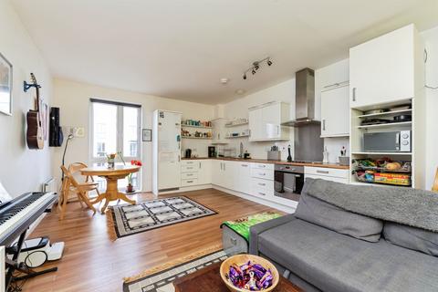 2 bedroom flat for sale, Otto Road, Welwyn Garden City