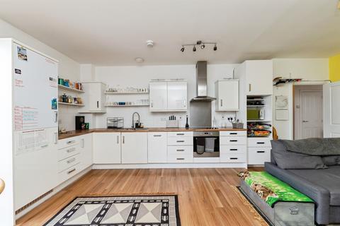 2 bedroom flat for sale, Otto Road, Welwyn Garden City
