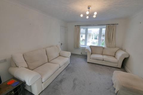 2 bedroom terraced house to rent, Tower Street, Cirencester, GL7
