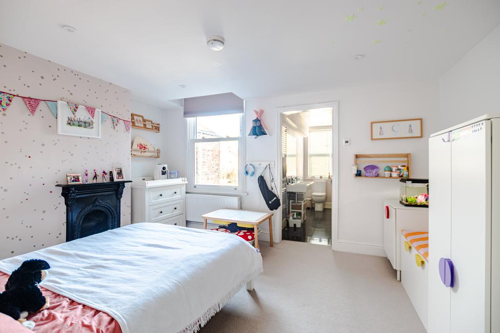 Bedroom1a