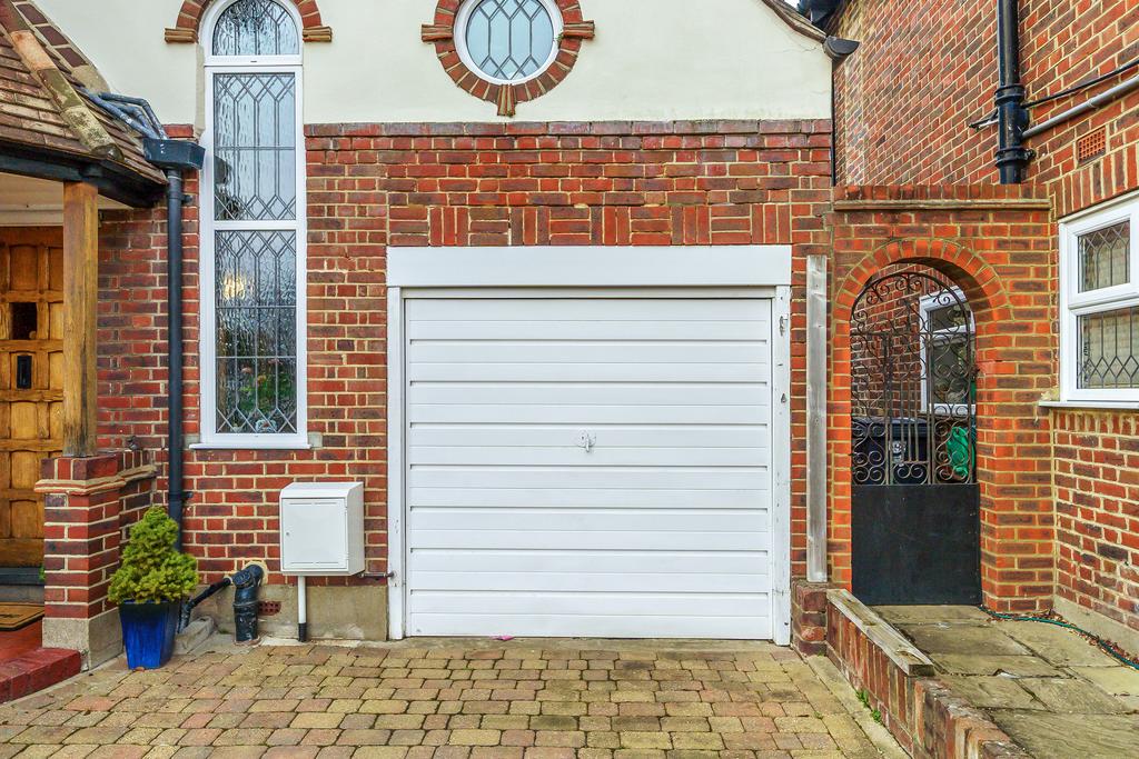 Woodlands avenue, 44  (19)