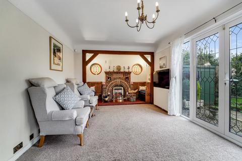 4 bedroom detached house for sale, Woodlands Avenue, New Malden