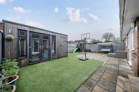 3 bedroom semi-detached house for sale, Stanwick Crescent, Gloucestershire GL51