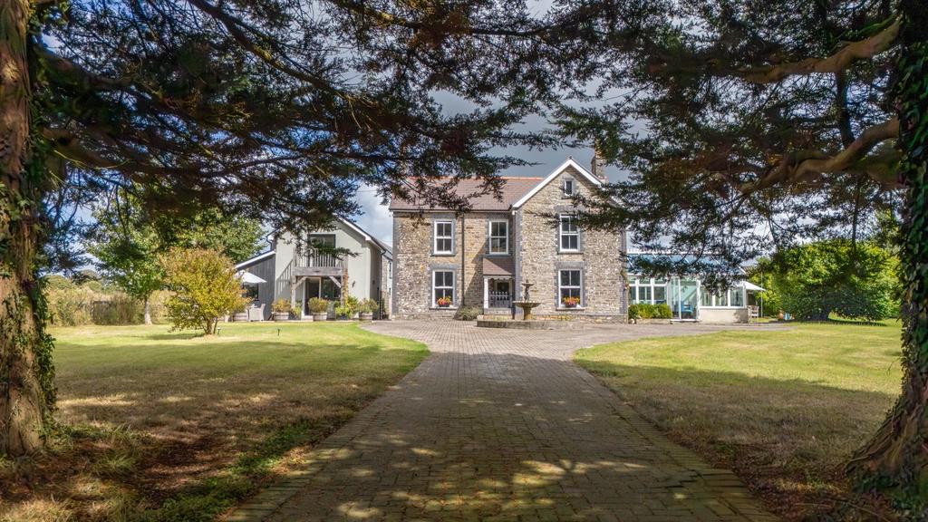 Gower Villa