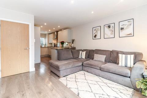 3 bedroom terraced house for sale, Belswains Lane, Hemel Hempstead, HP3